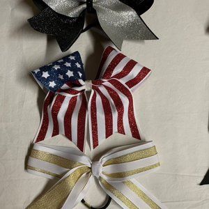 Cheer bows